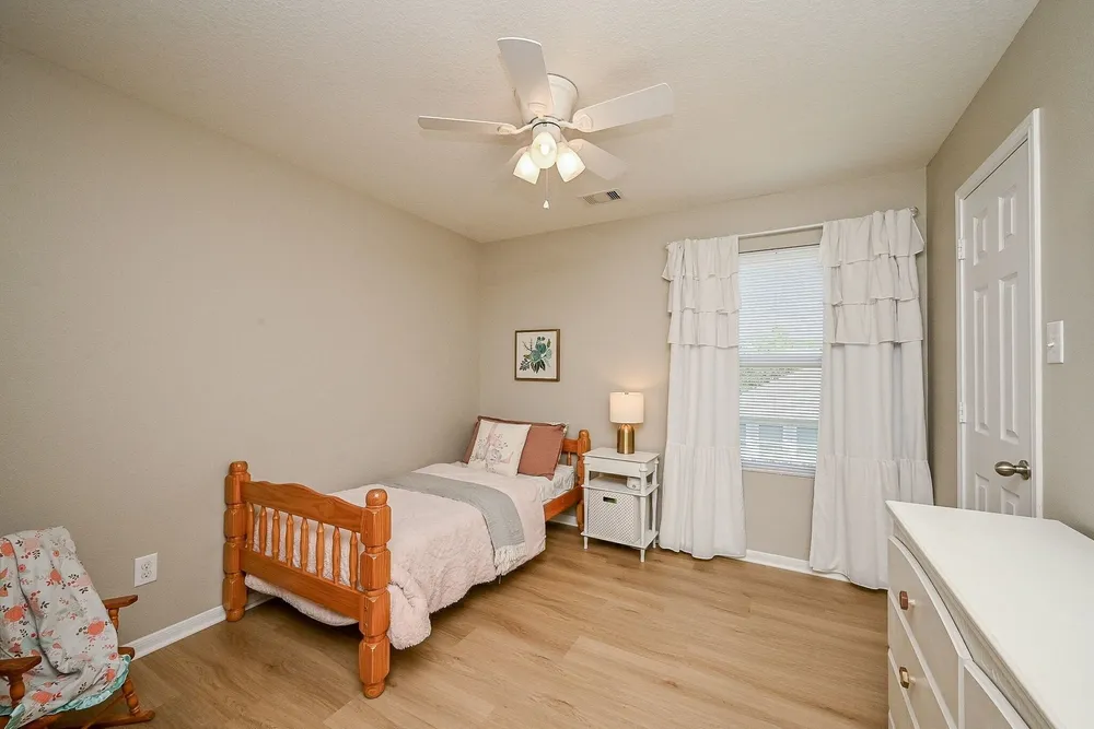 9889 Hyacinth Way, Conroe, TX 77385