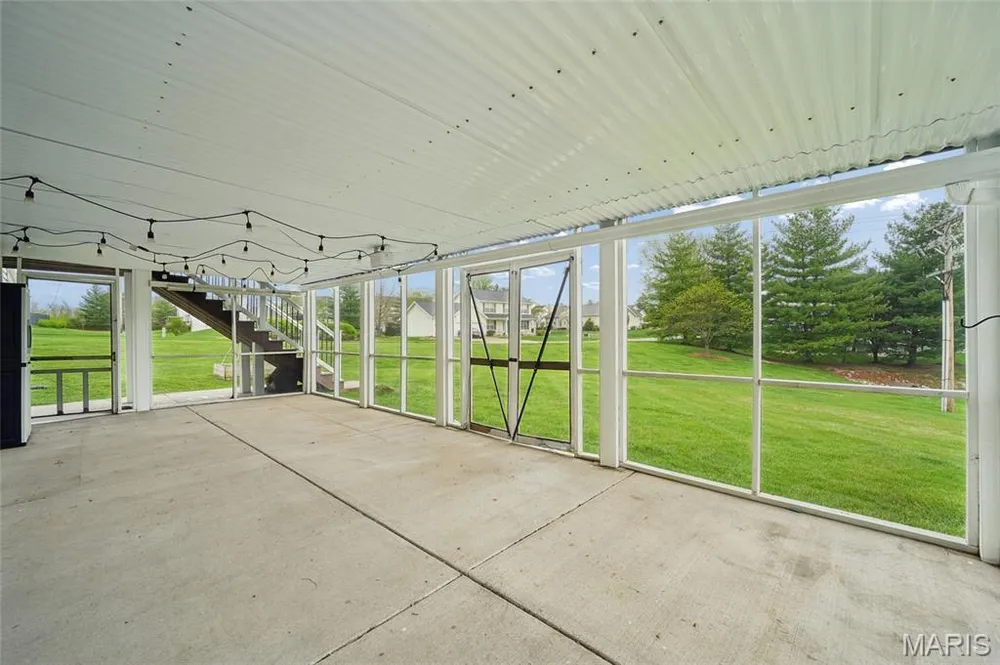 158 Royalwood Place Ct, Lake St Louis, MO 63367
