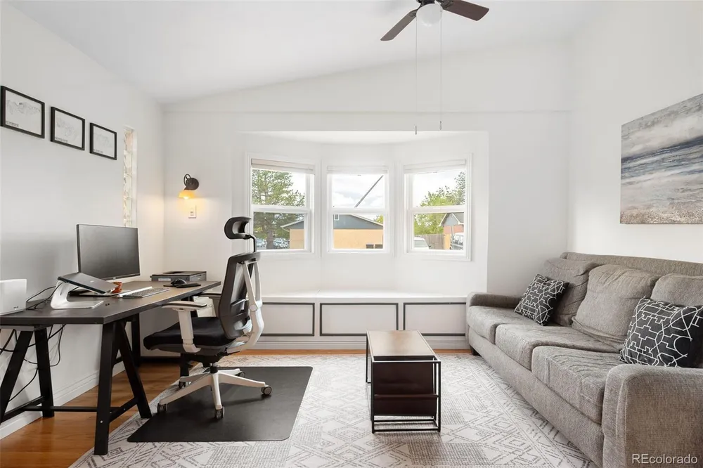 9565 W 52nd Ave, Arvada, CO 80002