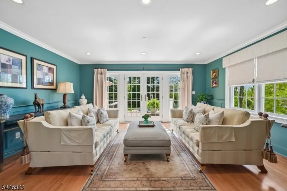 3 Glenmere Dr, Chatham, NJ 07928