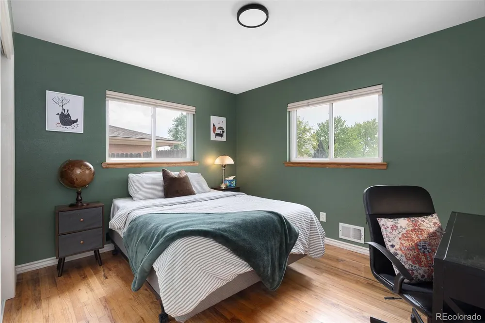 9565 W 52nd Ave, Arvada, CO 80002