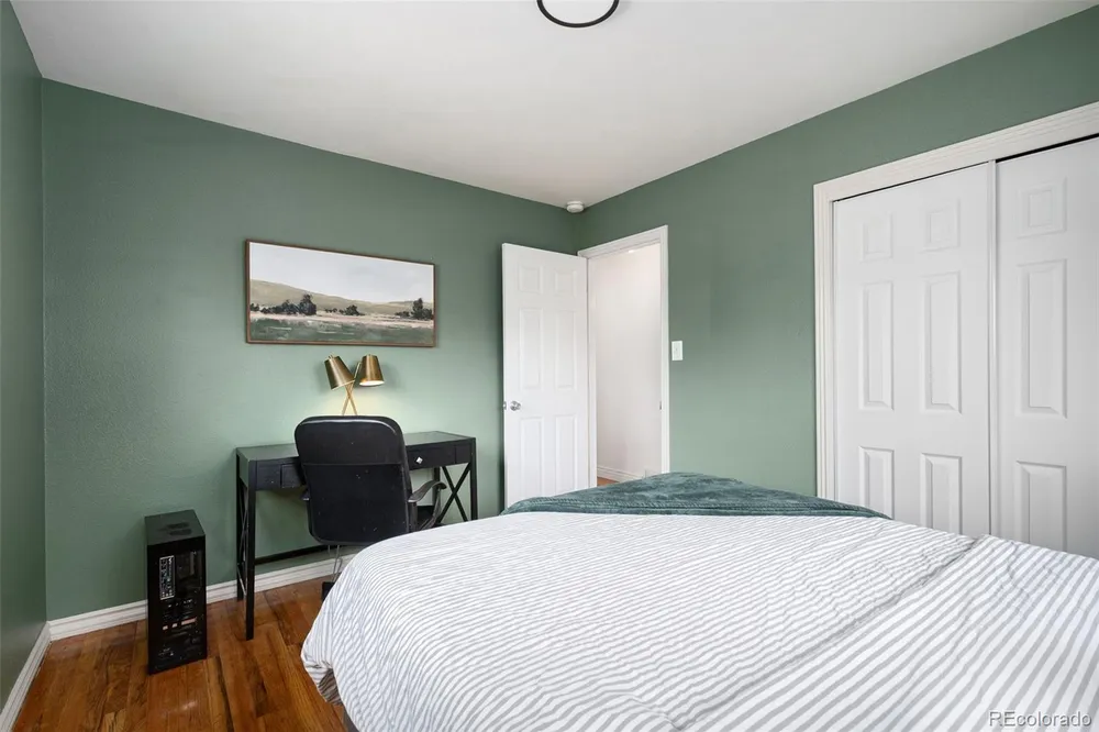 9565 W 52nd Ave, Arvada, CO 80002
