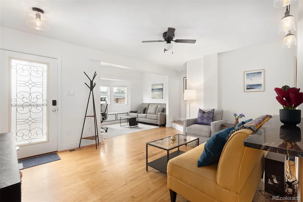 9565 W 52nd Ave, Arvada, CO 80002