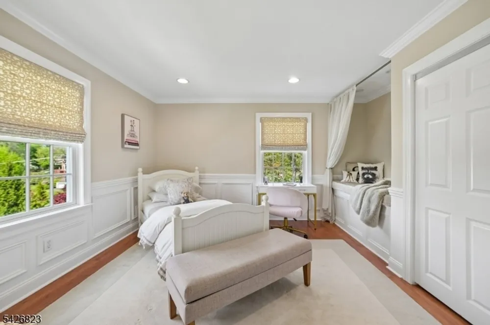 3 Glenmere Dr, Chatham, NJ 07928