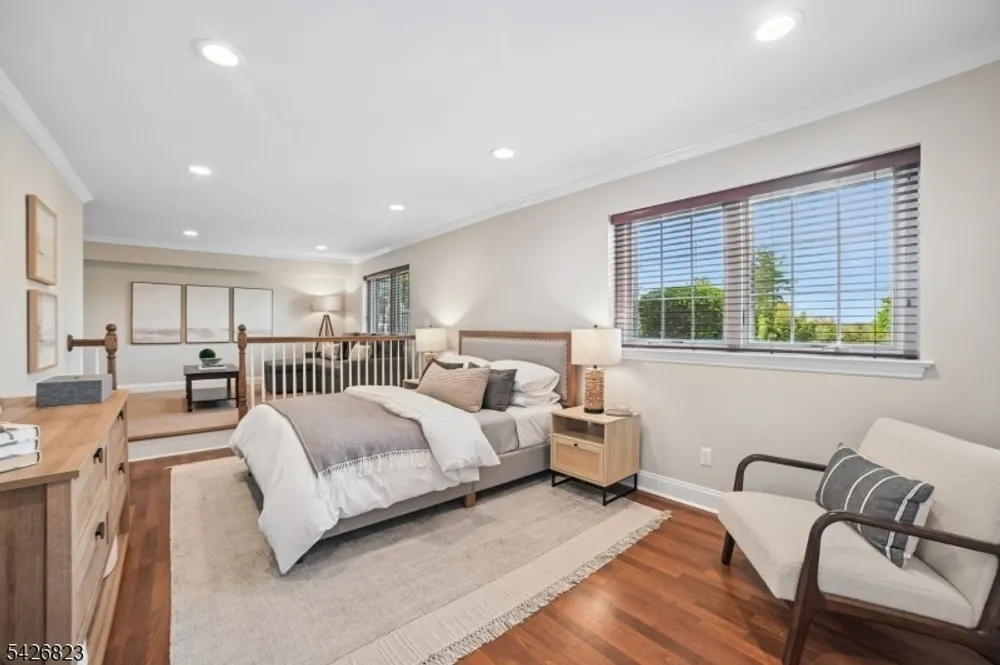 3 Glenmere Dr, Chatham, NJ 07928