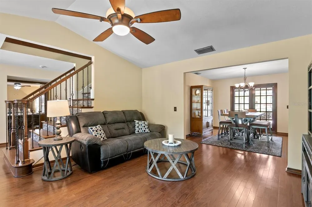 16701 E Course Dr, Tampa, FL 33624