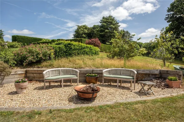 Sandy Lane, Betchworth, RH3 photo 7