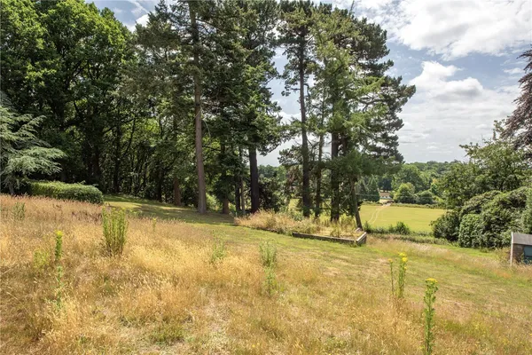 Sandy Lane, Betchworth, RH3 photo 9