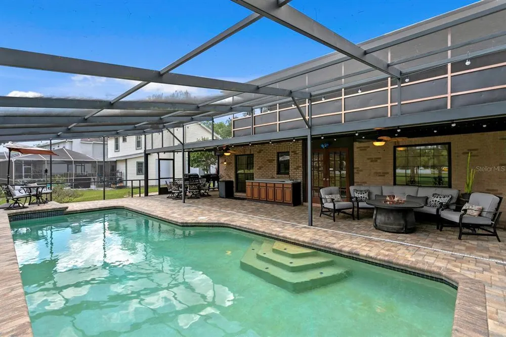16701 E Course Dr, Tampa, FL 33624