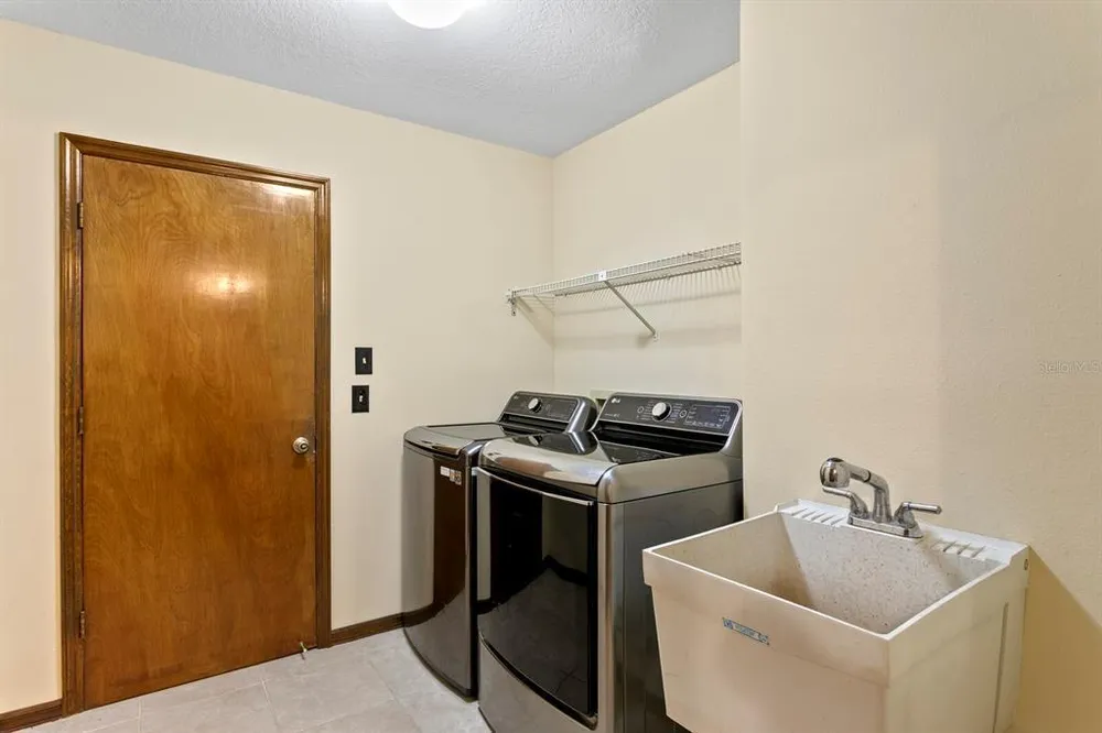 16701 E Course Dr, Tampa, FL 33624