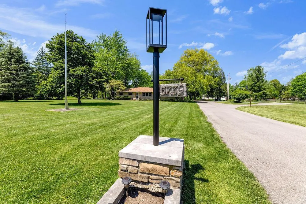 5739 Kitzmiller Rd, New Albany, OH 43054