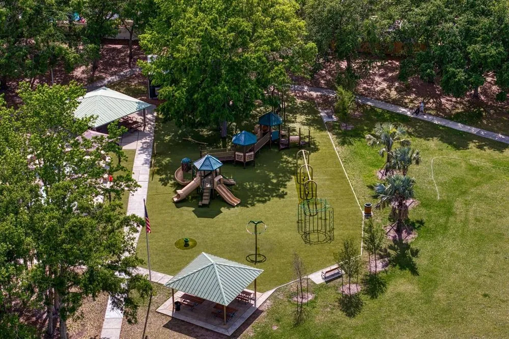 16701 E Course Dr, Tampa, FL 33624