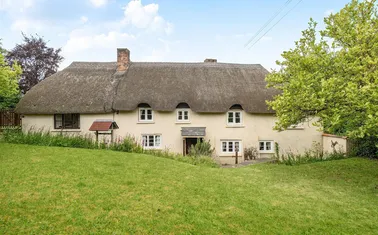 Newton St. Cyres, Exeter