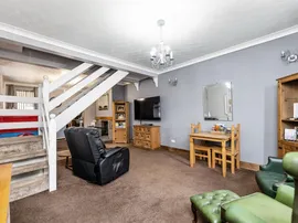 Northgate, South Hiendley, Barnsley thumb 2