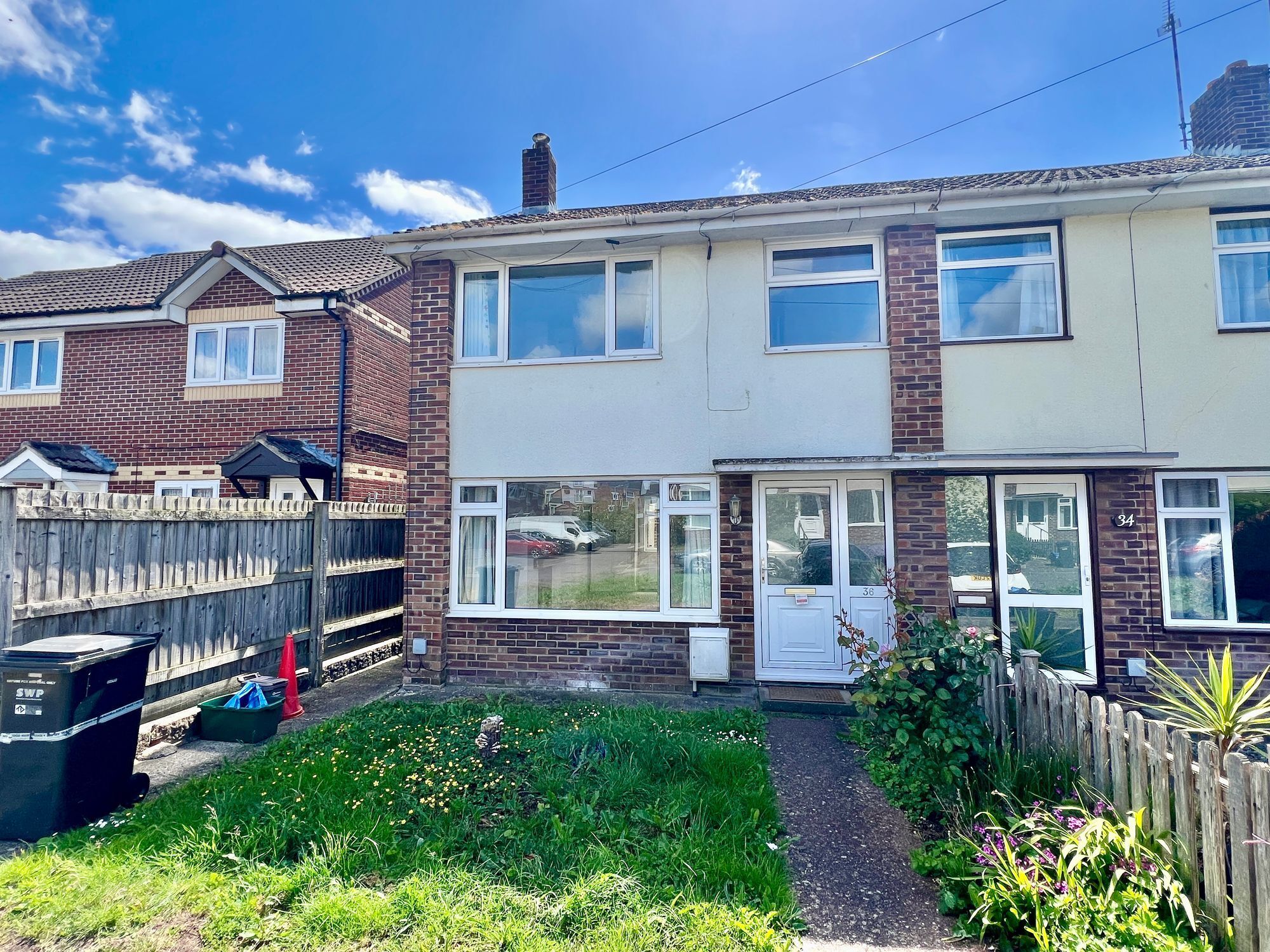 Spencer Avenue, Taunton - NO onward chain! Image 1