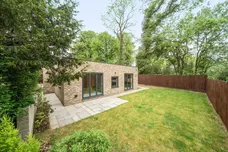 Hempstead Road, Watford, WD17 photo 13