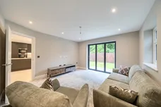 Hempstead Road, Watford, WD17 photo 9