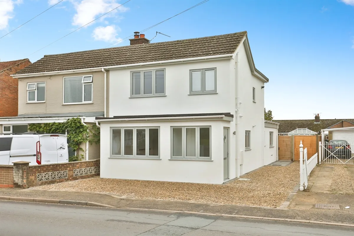 Shipdham Road, DEREHAM
