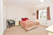 Church Hill, Nutfield, RH1 photo 5