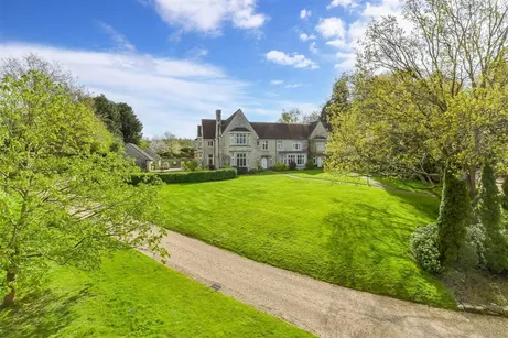 Church Hill, Nutfield, RH1