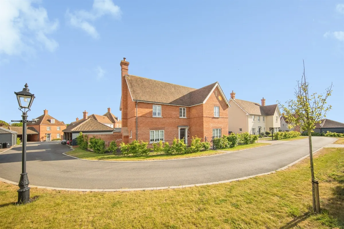 West Field Lane, St. Osyth, Clacton-On-Sea
