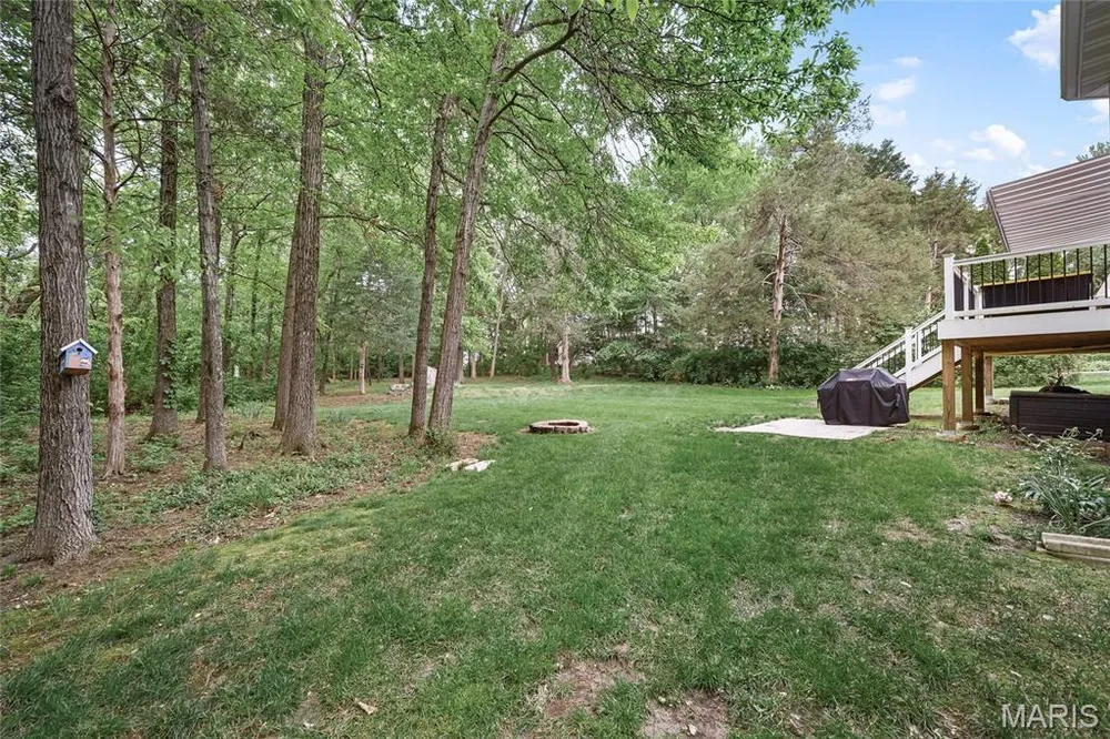 607 Winding Creek Dr, Wentzville, MO 63385