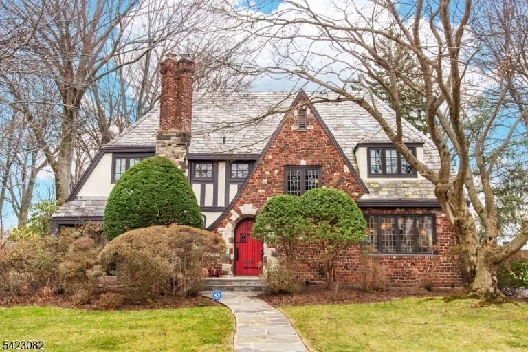 917 Westminster Ave, Hillside, NJ 07205