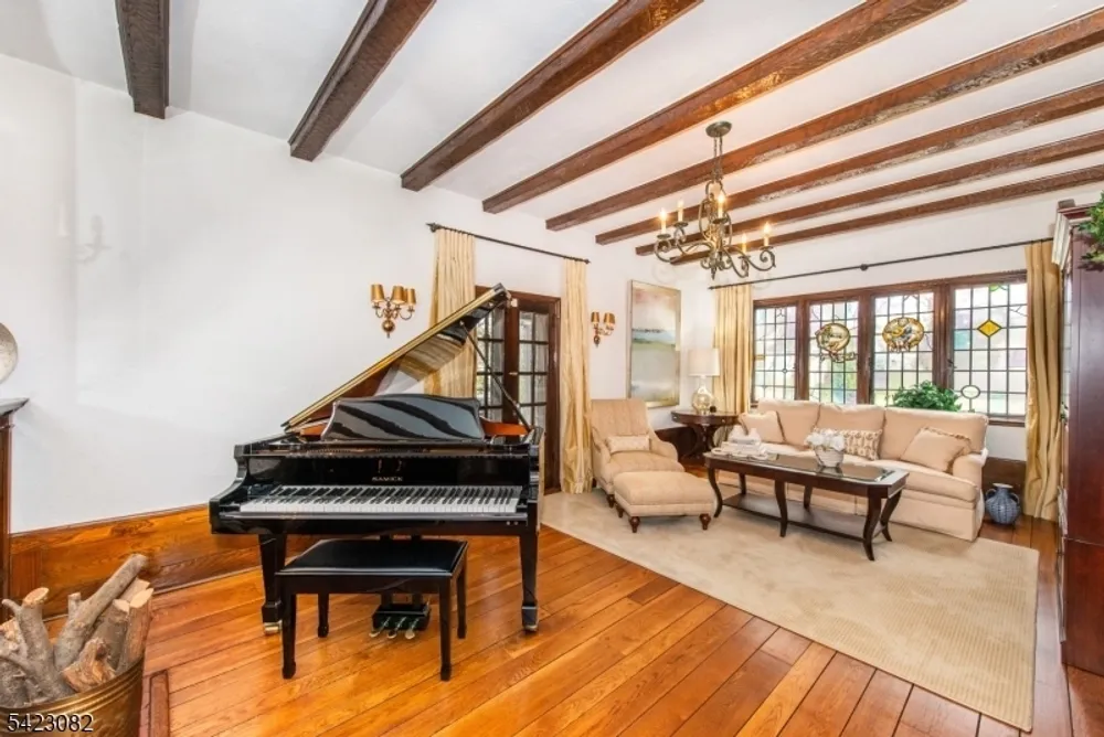 917 Westminster Ave, Hillside, NJ 07205