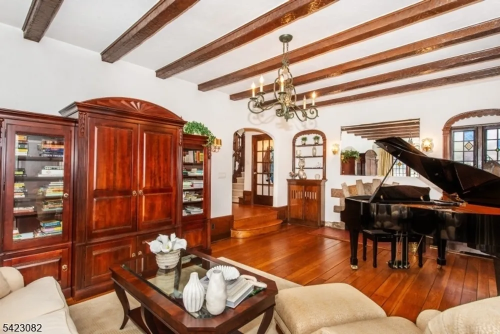 917 Westminster Ave, Hillside, NJ 07205