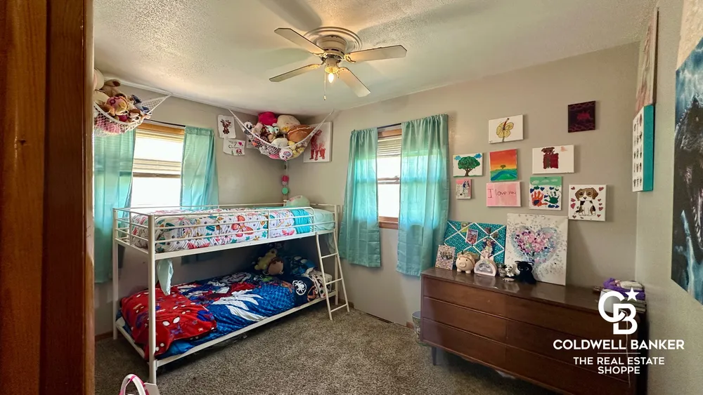 109 W Johnson St, Garden City, KS 67846