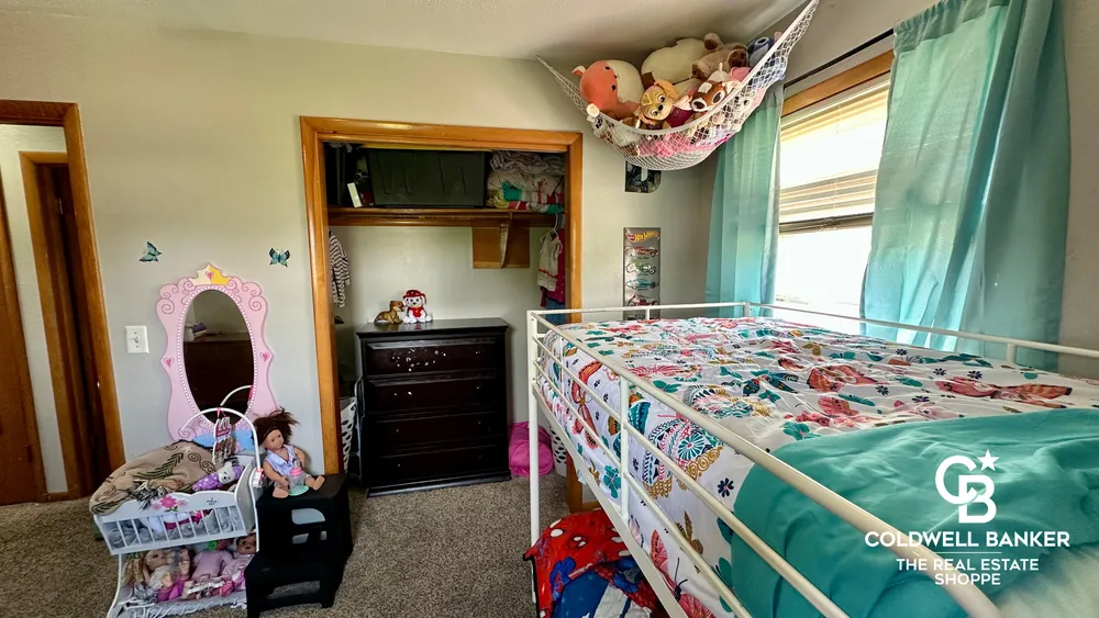 109 W Johnson St, Garden City, KS 67846