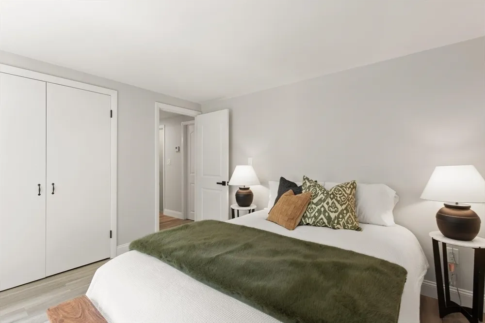 1049 Pleasant St, Canton, MA 02021