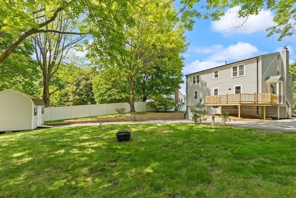 1049 Pleasant St, Canton, MA 02021
