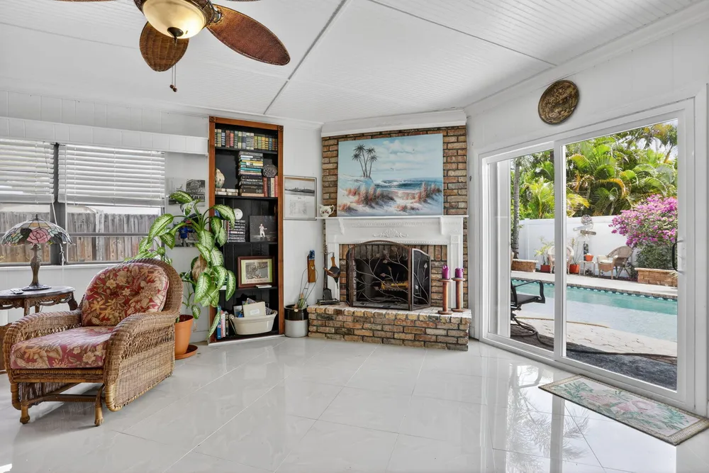 1931 NE 27th St, Lighthouse Point, FL 33064