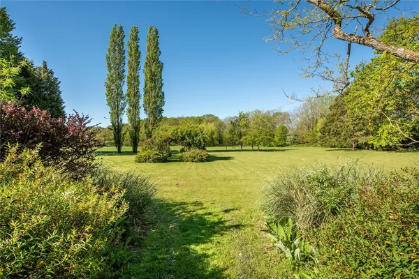 Home Farm, Coldharbour Lane, RH4 photo 8