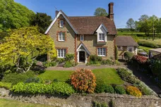 Oxted Road, Godstone, RH9 photo 1