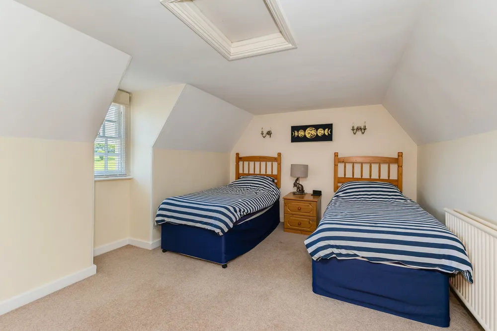 Oxted Road, Godstone, RH9