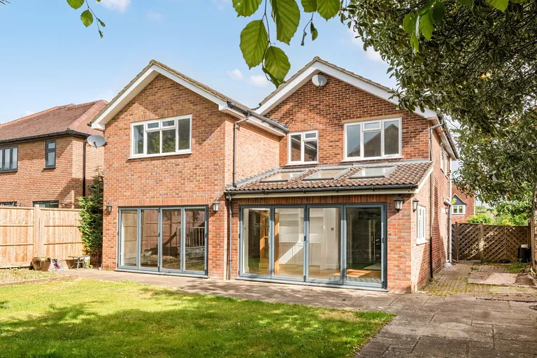 Beeches Road, Farnham Common, SL2