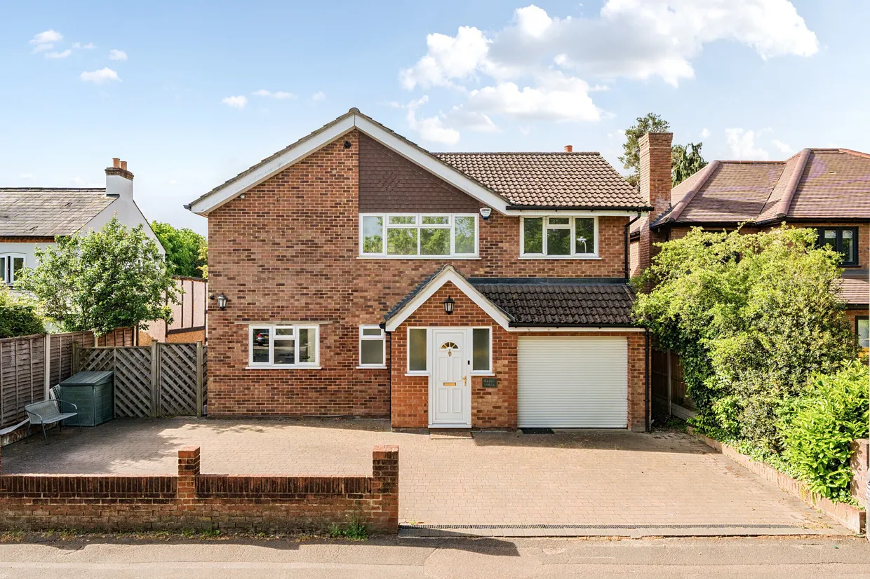 Beeches Road, Farnham Common, SL2 photo 3