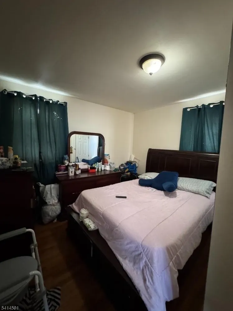 533 11th Ave, Paterson, NJ 07514