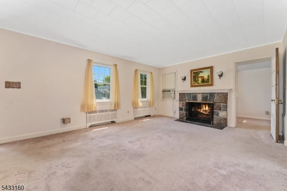 230 Swarthmore Rd, Linden, NJ 07036