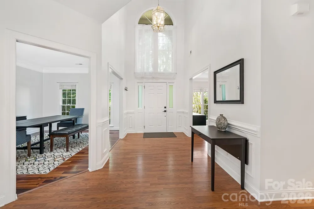 8908 Leinster Dr, Charlotte, NC 28277