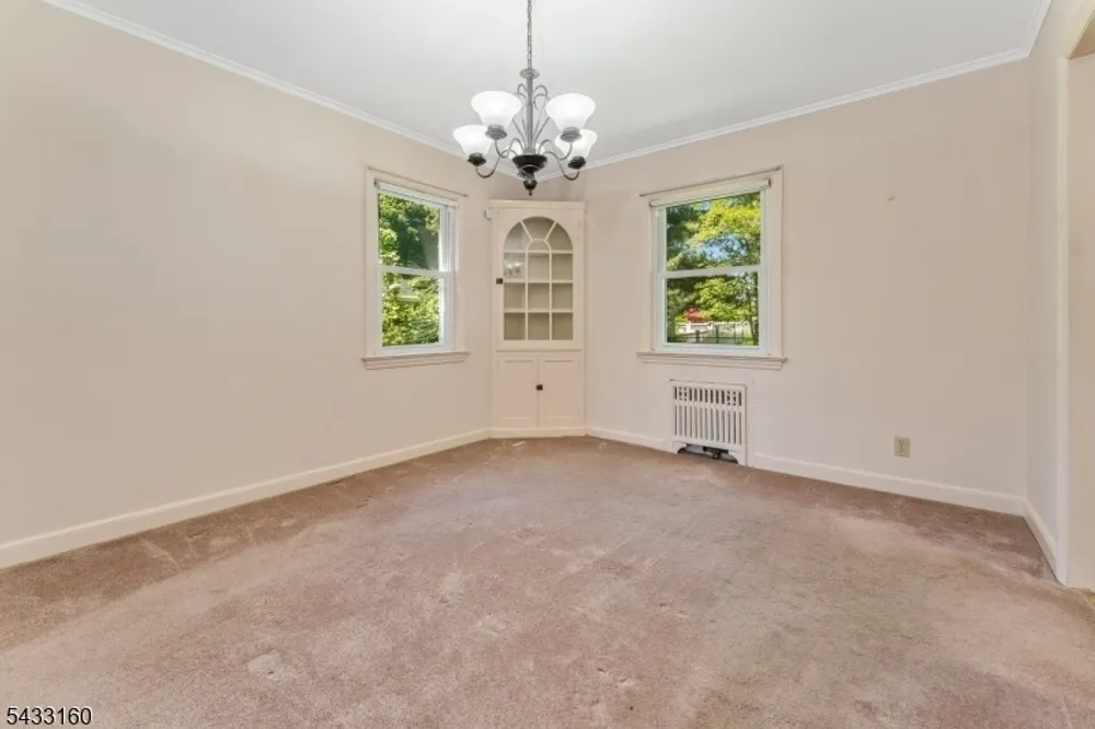 230 Swarthmore Rd, Linden, NJ 07036