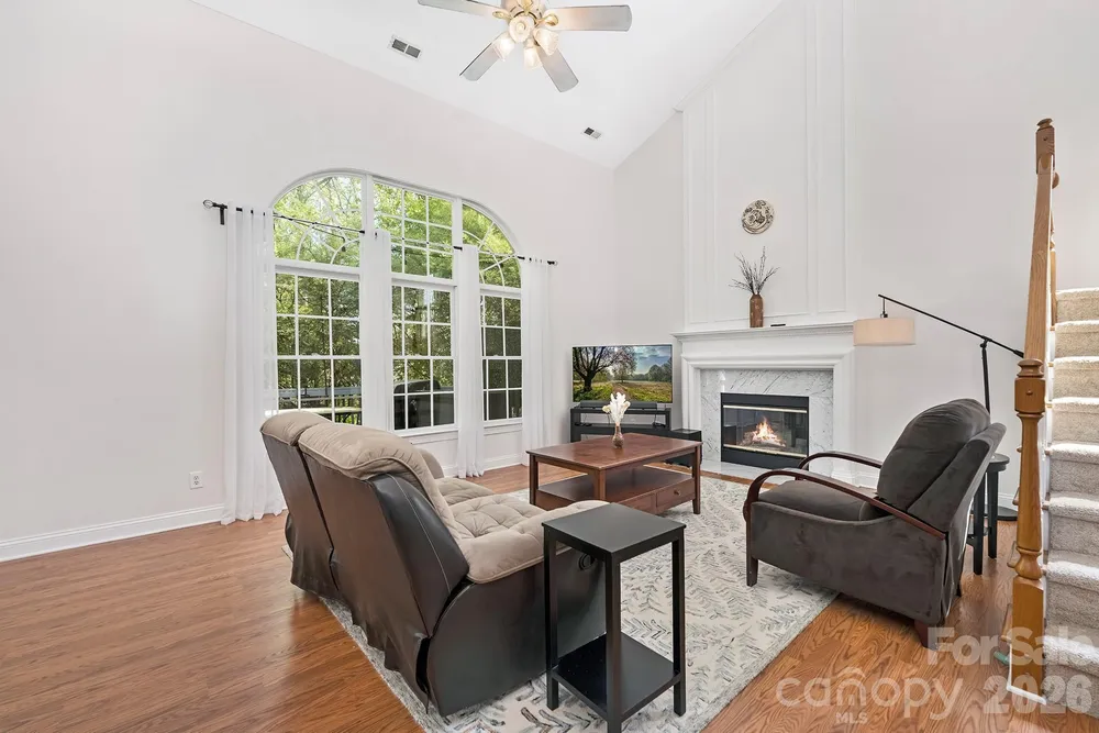 8908 Leinster Dr, Charlotte, NC 28277