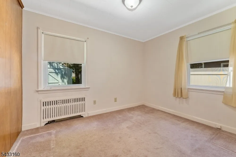 230 Swarthmore Rd, Linden, NJ 07036