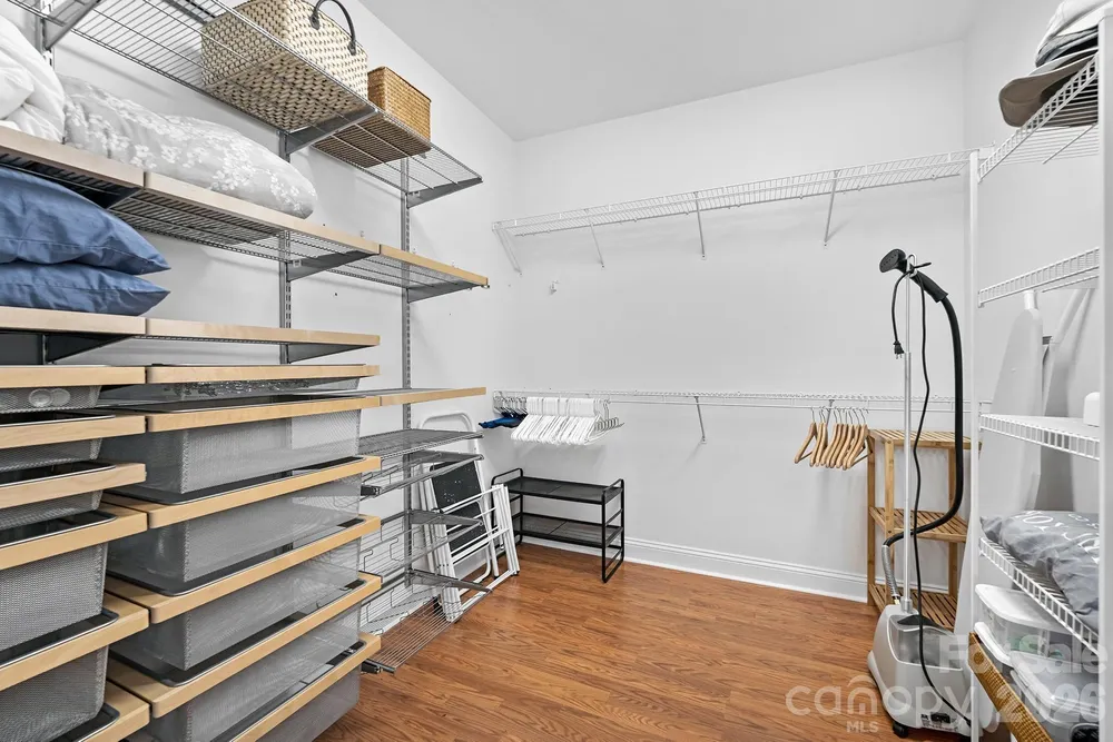 8908 Leinster Dr, Charlotte, NC 28277