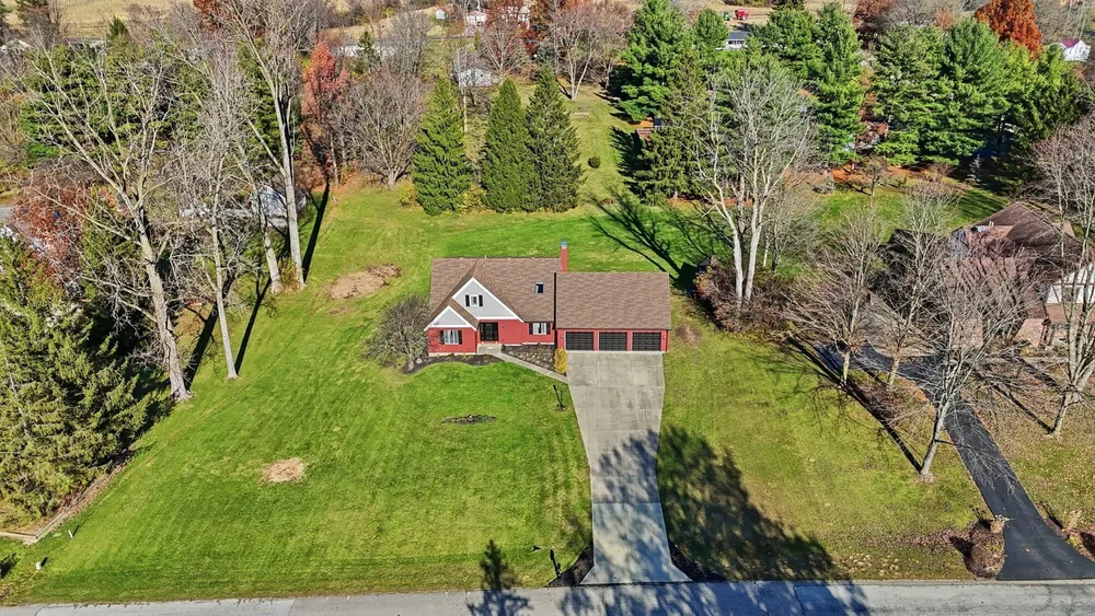 624 Aberfelda Dr, Springfield, OH 45504