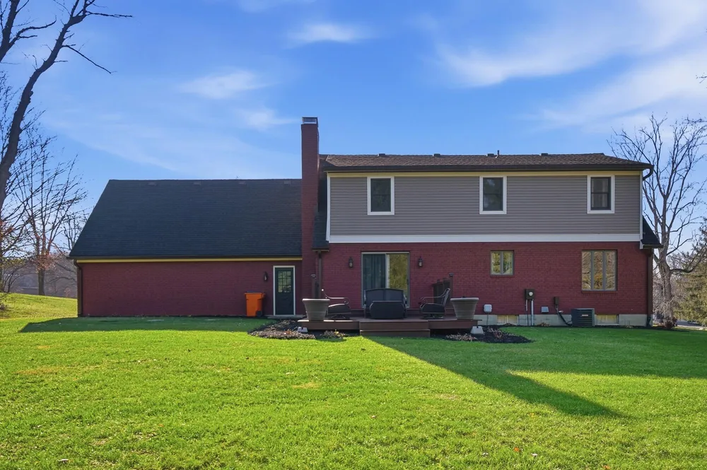 624 Aberfelda Dr, Springfield, OH 45504