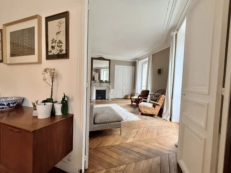 Paris 9th, 75009, France