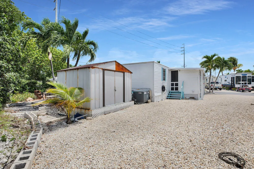 6099 Overseas Hwy, Marathon, FL 33050